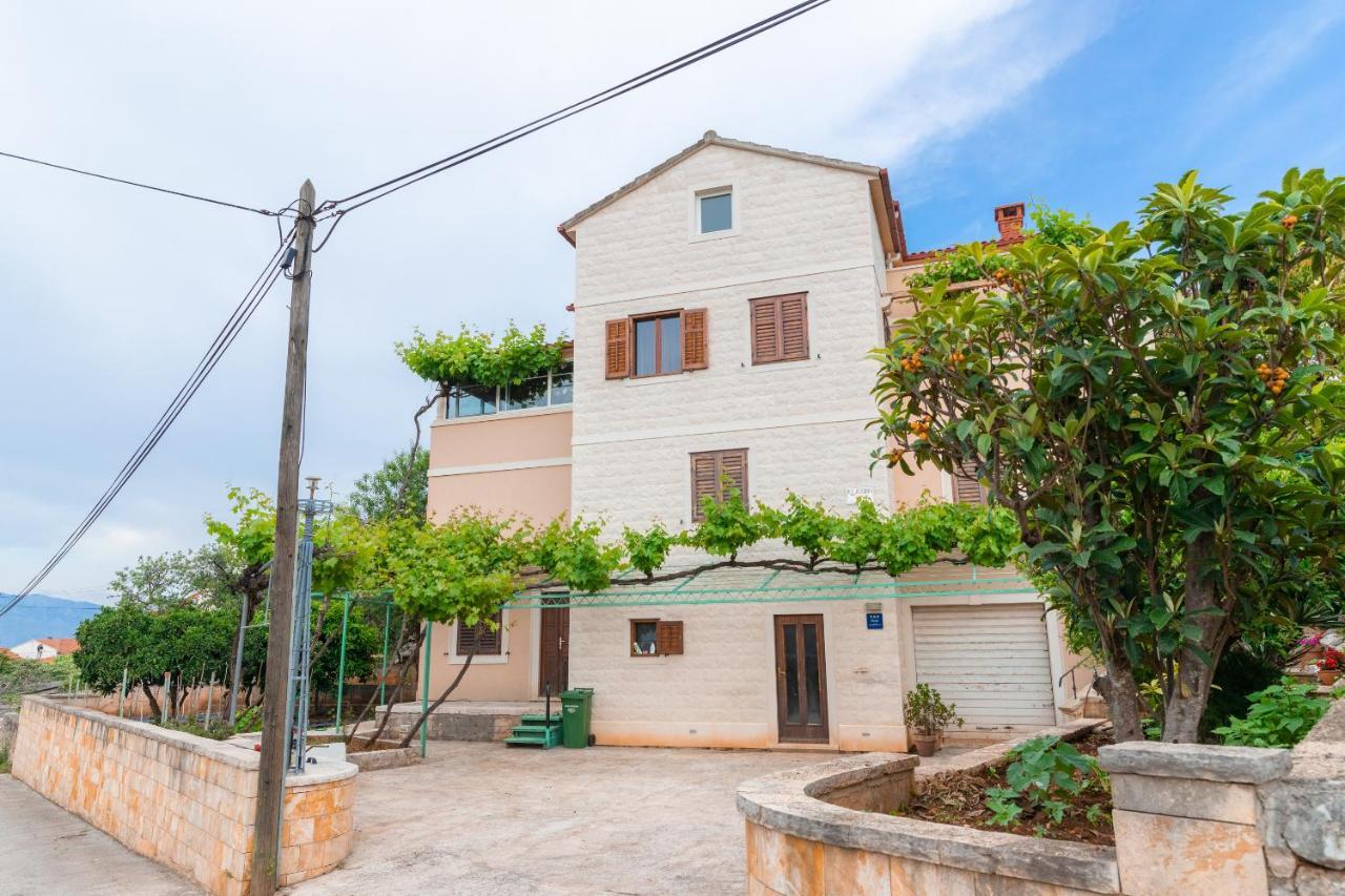 Bepa Apartamento Supetar Exterior foto